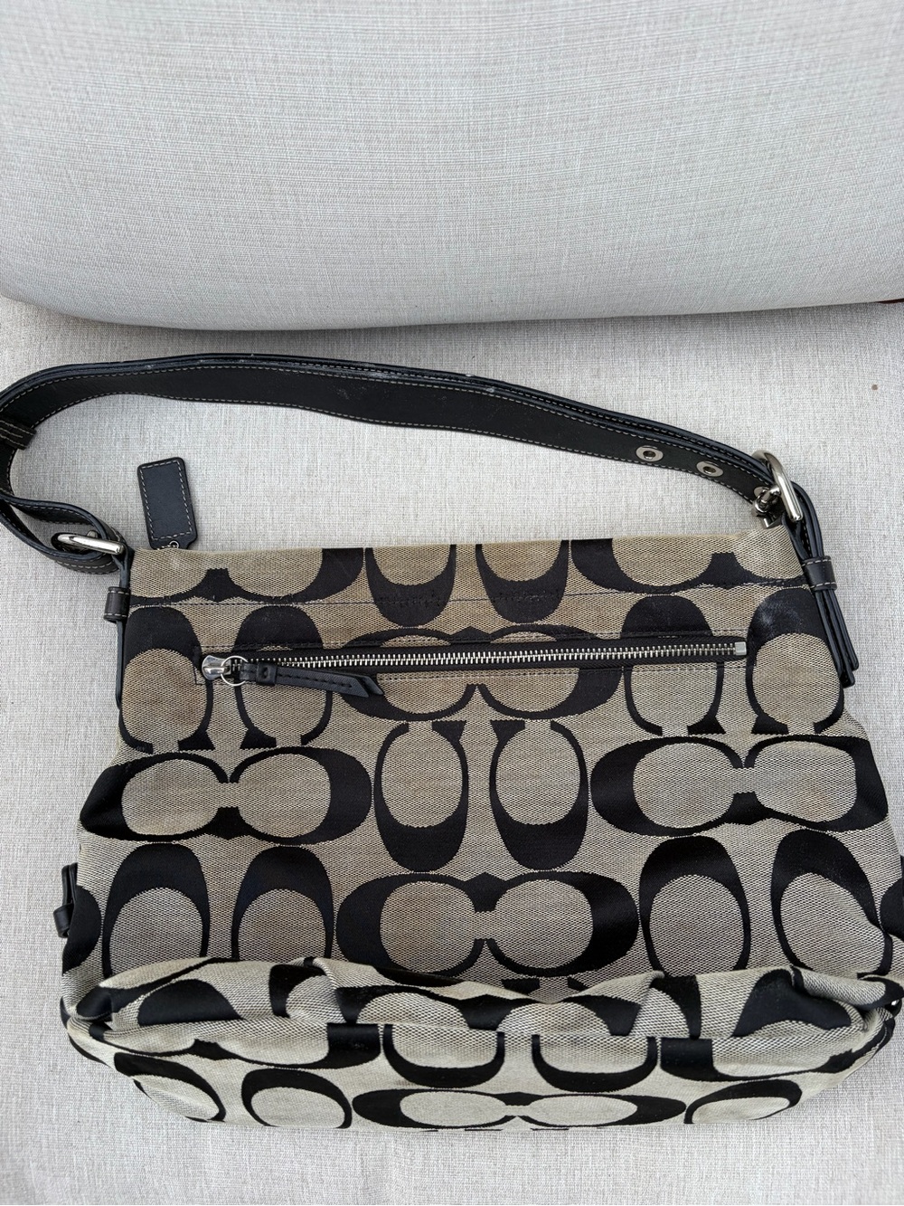 Coach Black Signature Pattern Shoulder Bag - Picture 3 of 6